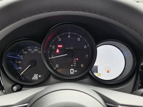 New 2026 Porsche Macan AWD/4WD image 24