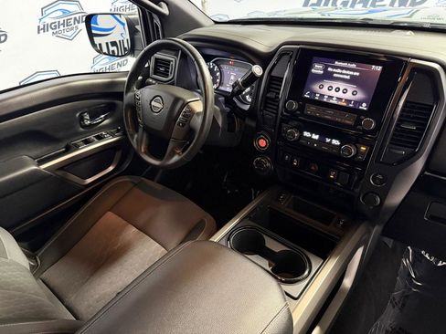 Used 2024 Nissan Titan SV w/ SV Bronze Edition Package image 20