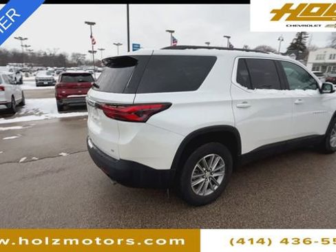 Used 2023 Chevrolet Traverse LT image 8