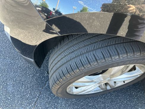 Used 2018 Chevrolet Equinox LT w/ Sun & Infotainment Package image 7