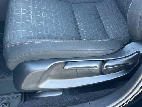 Certified 2024 Honda HR-V Sport image 17