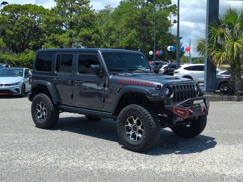 Used 2022 Jeep Wrangler Unlimited Rubicon AWD/4WD image 9