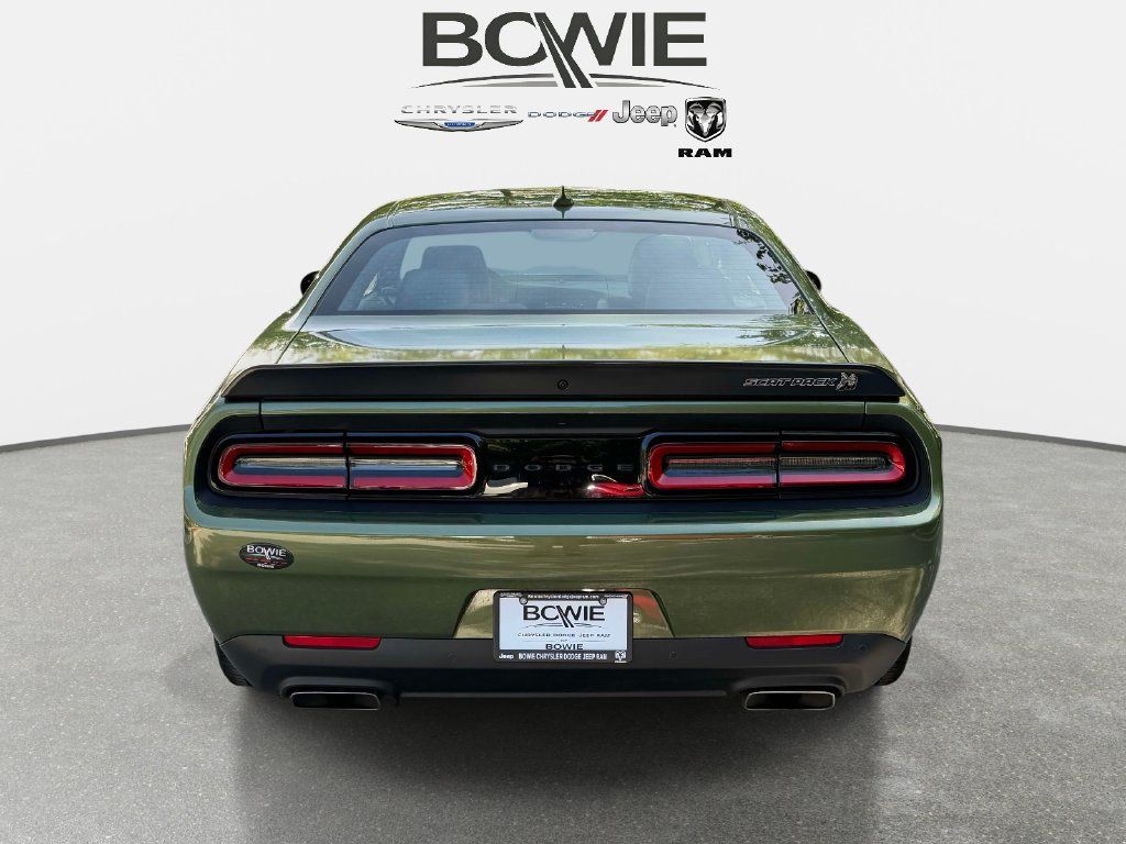 Used 2023 Dodge Challenger R/T Scat Pack RWD image 3