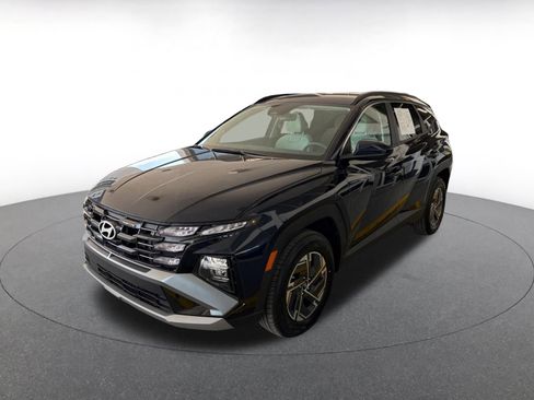 Used 2025 Hyundai Tucson Blue image 4