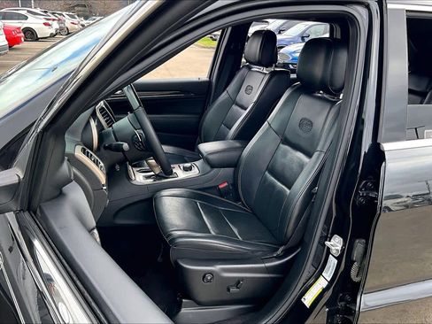 Used 2016 Jeep Grand Cherokee Overland w/ Advanced Technology Group image 7