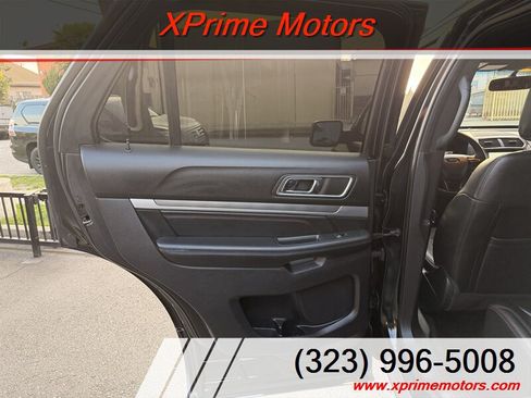 Used 2018 Ford Explorer Sport AWD/4WD image 29