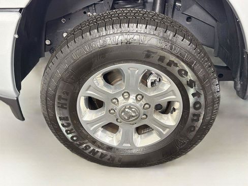 Used 2026 RAM 3500 Big Horn AWD/4WD image 33