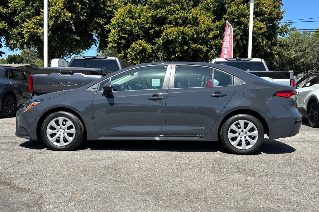 Certified 2025 Toyota Corolla LE FWD image 6