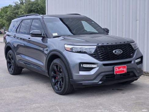 Used 2023 Ford Explorer ST w/ Equipment Group 401A AWD/4WD image 3