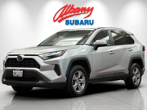 Used 2024 Toyota RAV4 XLE FWD image 9