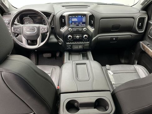 Certified 2021 GMC Sierra 1500 Denali w/ Denali Ultimate Package AWD/4WD image 4