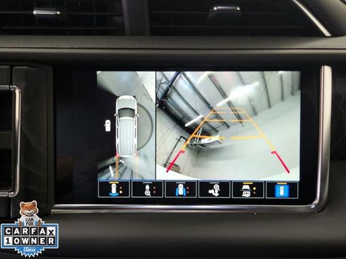 Used 2024 GMC Yukon XL Denali RWD image 23