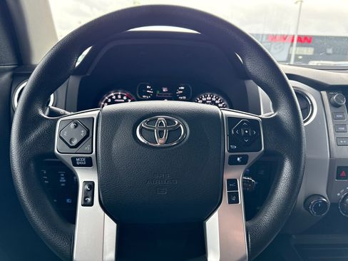 Used 2018 Toyota Tundra SR5 w/ TRD Off Road Package image 17