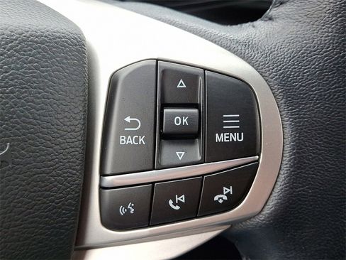 Used 2022 Ford Explorer XLT w/ Equipment Group 202A image 23