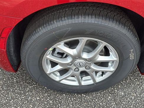 New 2026 Chrysler Pacifica Select image 10