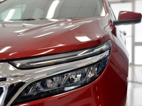 Used 2023 Chevrolet Equinox LT image 11