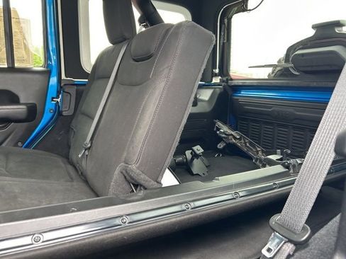 Used 2022 Jeep Wrangler Unlimited Sport AWD/4WD image 40