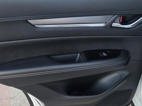 New 2025 MAZDA CX-5 AWD 2.5 S w/ Premium Plus Pkg image 11