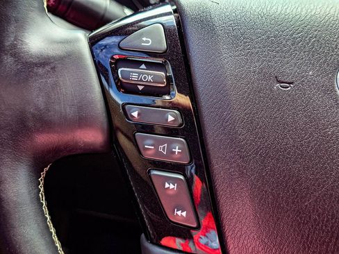 Used 2023 INFINITI QX80 Premium Select w/ All-Season Package image 25