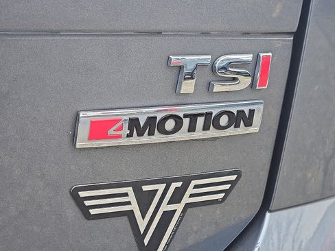 Used 2018 Volkswagen Golf Alltrack S image 31