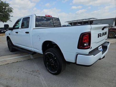 New 2026 RAM 2500 Tradesman AWD/4WD image 34