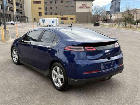 Used 2013 Chevrolet Volt FWD image 9