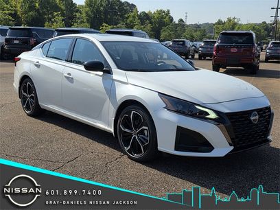 New 2025 Nissan Altima 2.5 SR w/ SR Premium Package