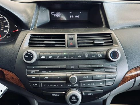 Used 2011 Honda Accord EX image 14