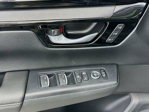 Used 2024 Honda CR-V EX-L image 18