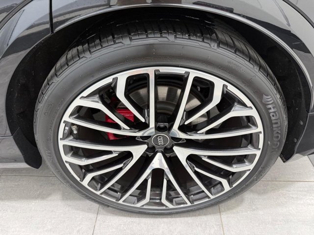 Used 2024 Audi SQ8 Prestige w/ Prestige Package AWD/4WD image 5