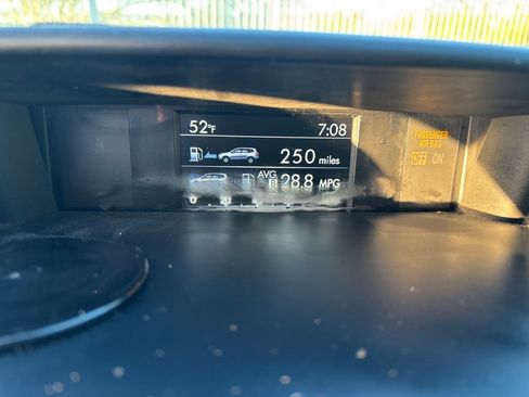 Used 2018 Subaru Forester 2.5i w/ Alloy Wheel Package image 9