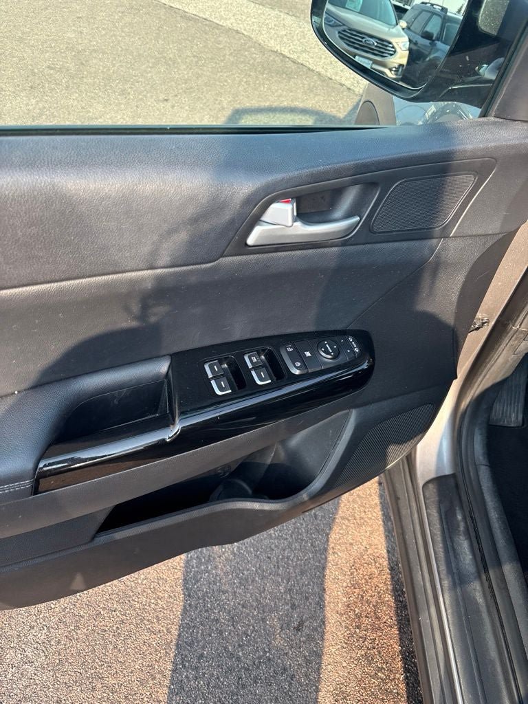Used 2018 Kia Sportage EX w/ EX Premium Package AWD/4WD image 12