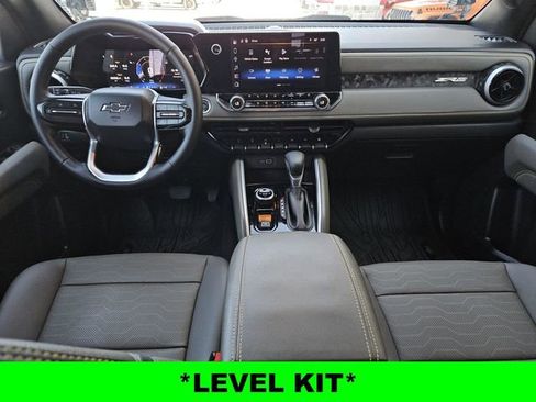 Used 2024 Chevrolet Colorado ZR2 w/ ZR2 Bison Edition image 6