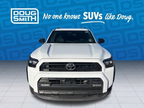 Used 2025 Toyota 4Runner SR5 image 7