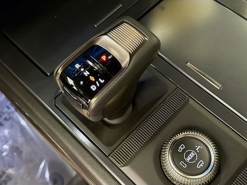 Used 2024 GMC Hummer EV 2X w/ Extreme Off-Road Package image 18