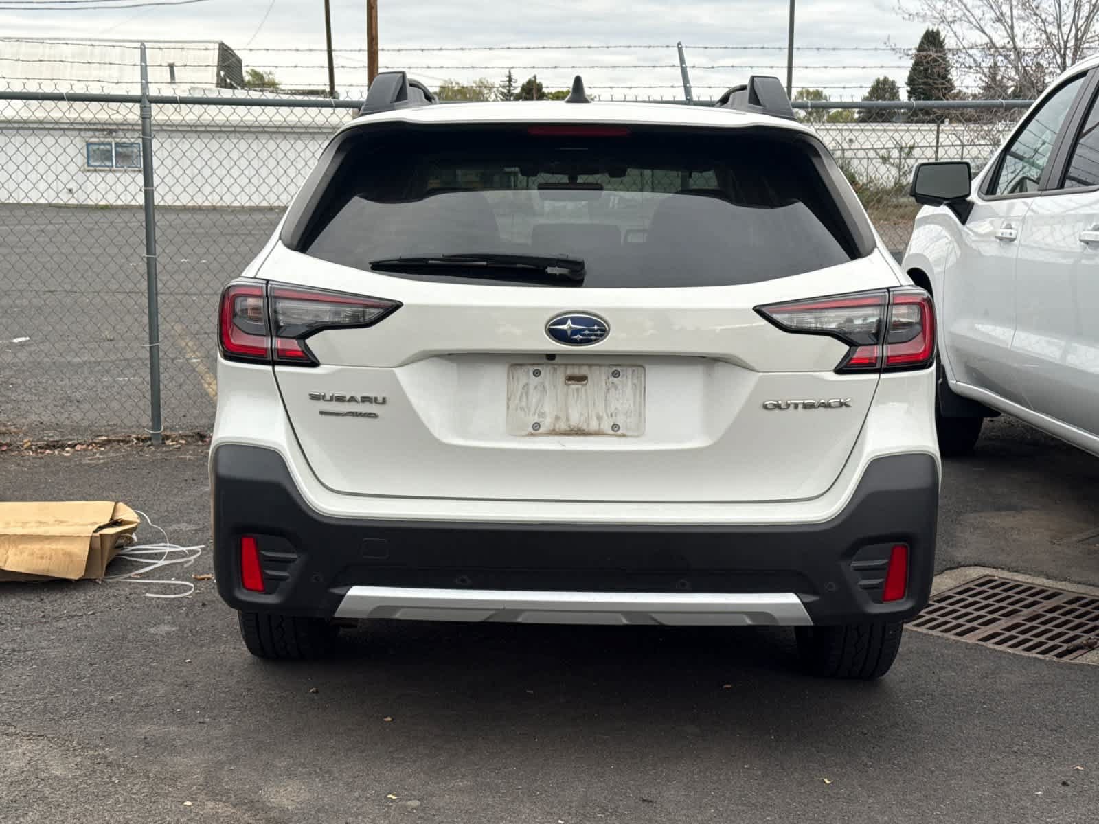 Used 2022 Subaru Outback Limited AWD/4WD image 5