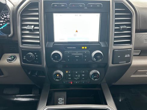 Used 2019 Ford F250 Limited w/ FX4 Off-Road Package image 27