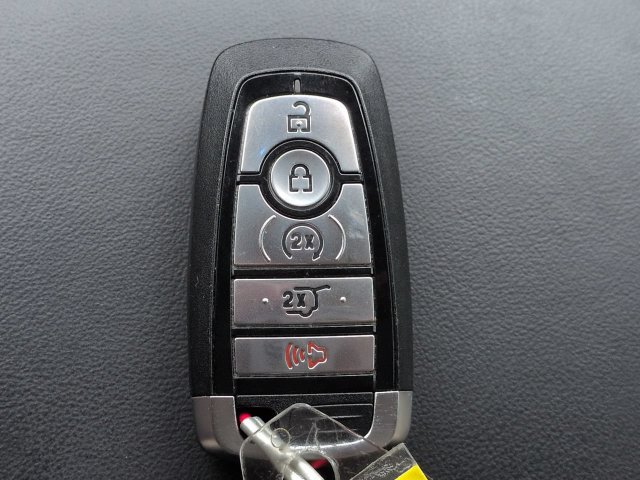 Used 2023 Ford Explorer Limited w/ Equipment Group 301A RWD image 30