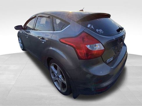 Used 2012 Ford Focus Titanium image 7