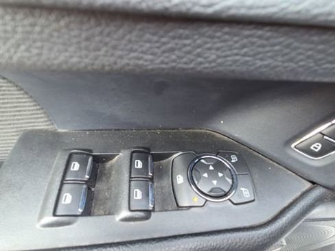 Used 2020 Ford Expedition Max XLT w/ Cargo Package image 32