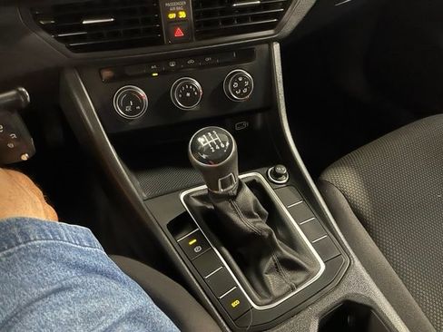 Used 2019 Volkswagen Jetta S w/ Driver Assistance Package FWD image 29