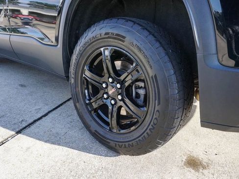 Used 2023 GMC Acadia AT4 w/ Technology Package image 20