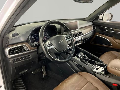 Used 2022 Kia Telluride SX w/ SX Prestige Package AWD/4WD image 17