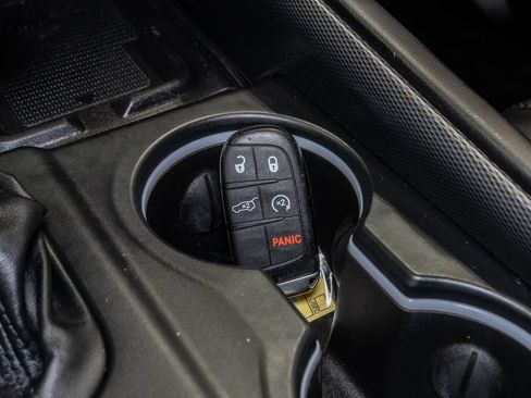 Used 2023 Dodge Durango R/T AWD/4WD image 26