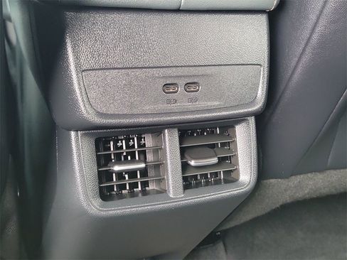 Used 2026 GMC Terrain AT4 w/ Technology Package II image 21