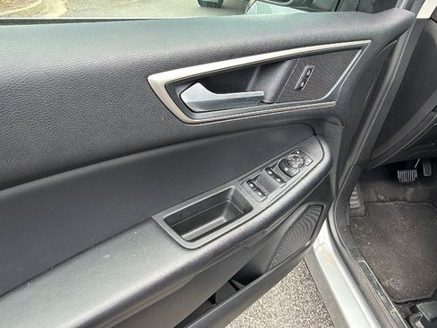 Used 2024 Ford Edge SEL AWD/4WD image 15