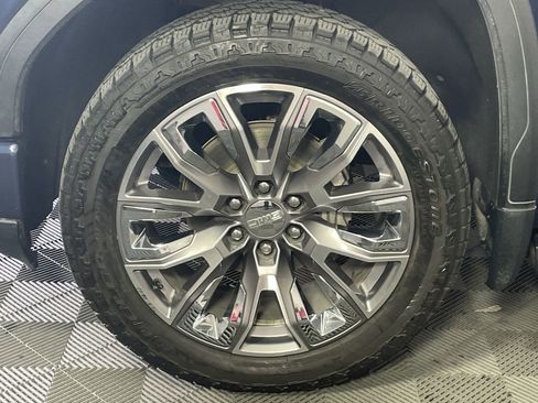 Used 2023 GMC Sierra 1500 Denali w/ Denali Reserve Package image 9