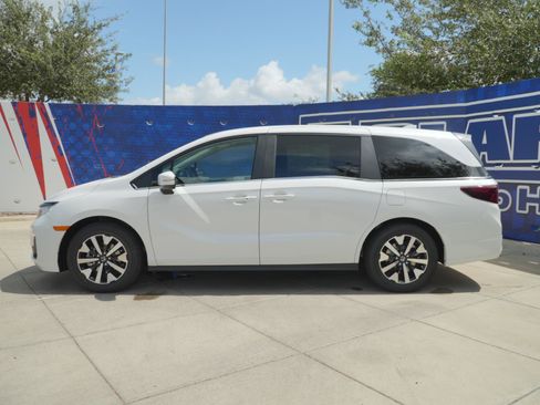New 2026 Honda Odyssey EX-L image 10