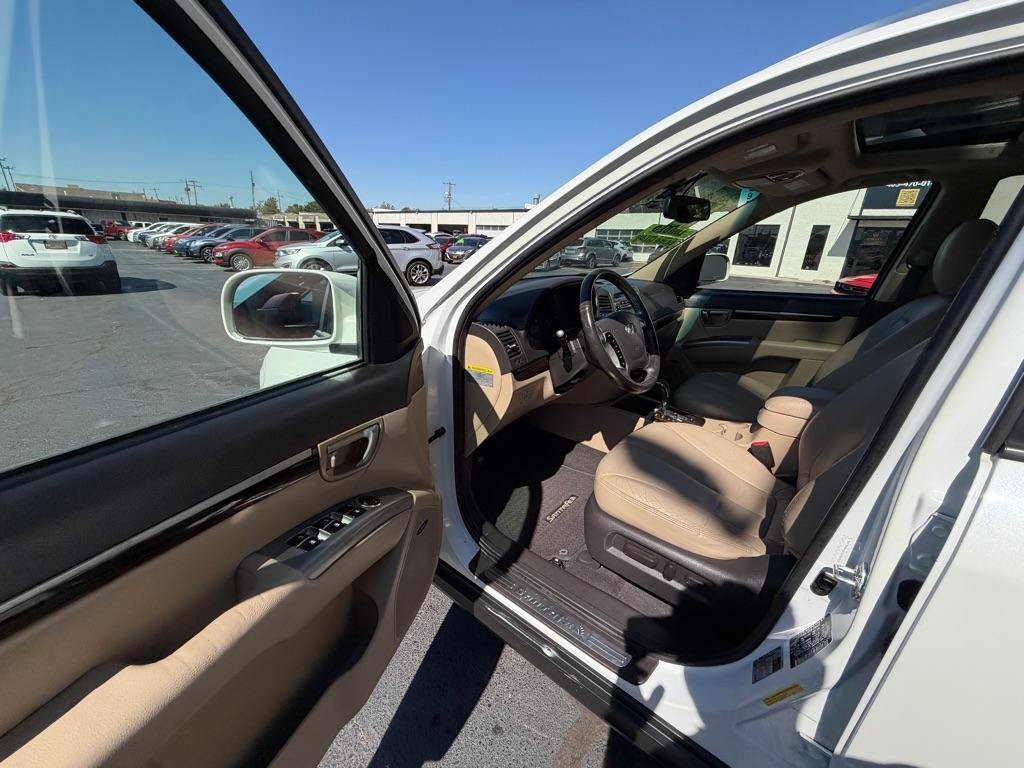 Used 2012 Hyundai Santa Fe Limited FWD image 25