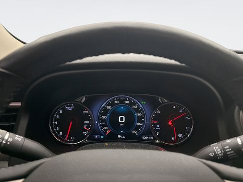 Used 2017 GMC Acadia Denali w/ Technology Package image 9